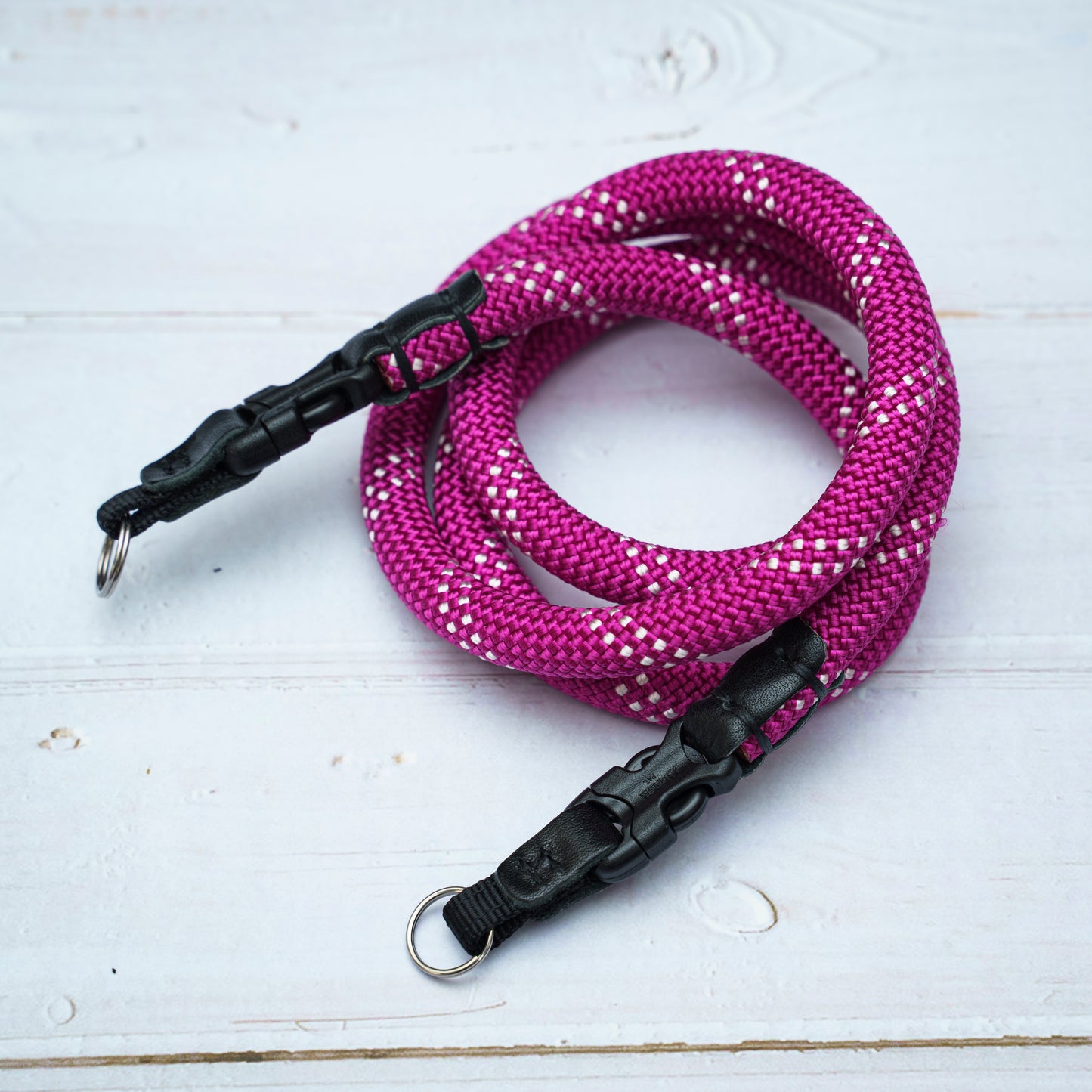 クイックリリースバックル ハンドメイド パープルロープ カメラストラップ 11mm