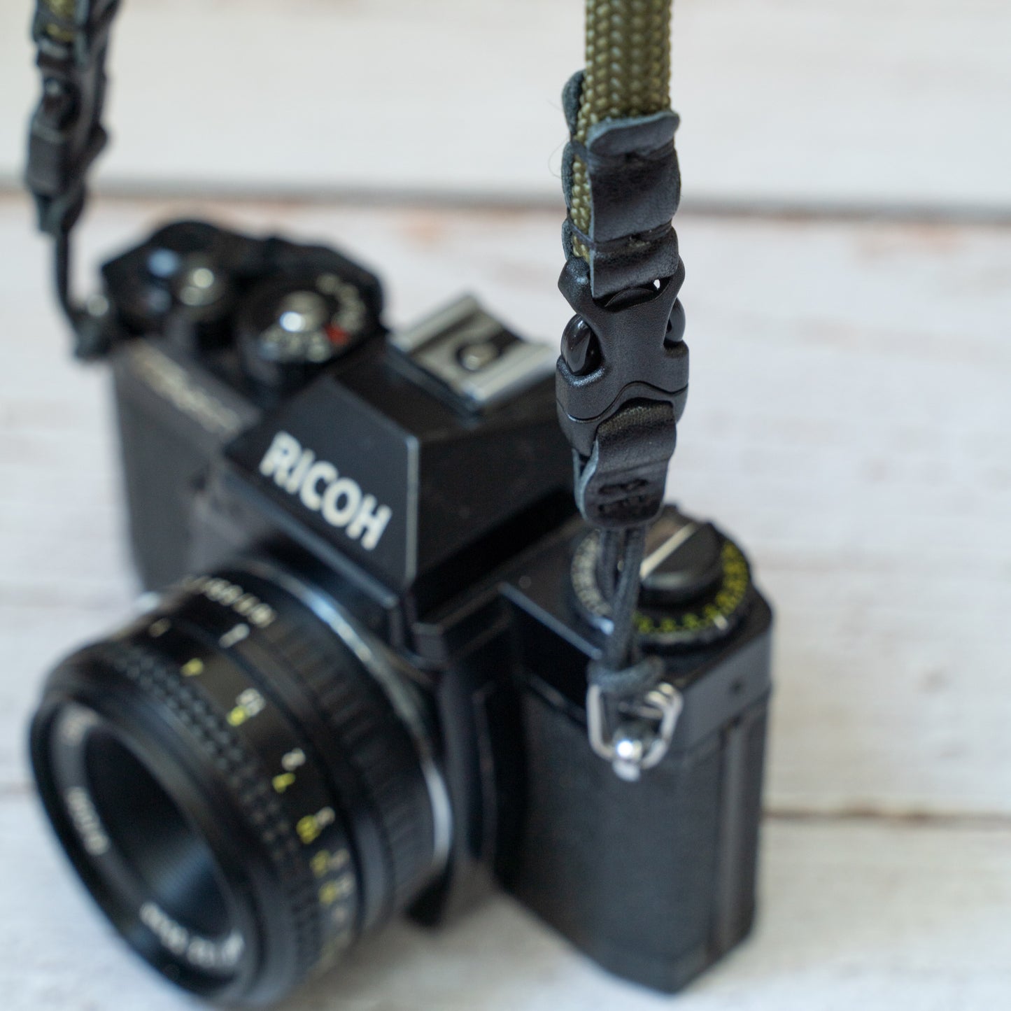 クイックリリースバックル ハンドメイド ブラック 9mm ロープ カメラストラップ