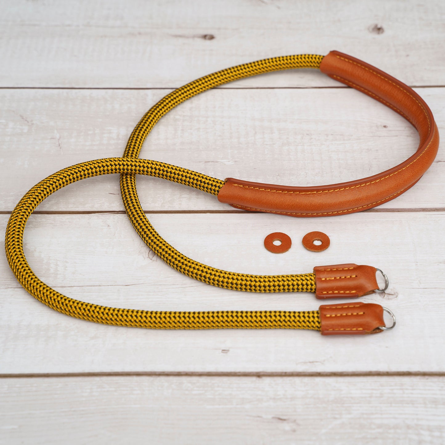 ロープカメラストラップ ハンドメイド イエロー 10mm ストラップ レザーショルダーパッド付き