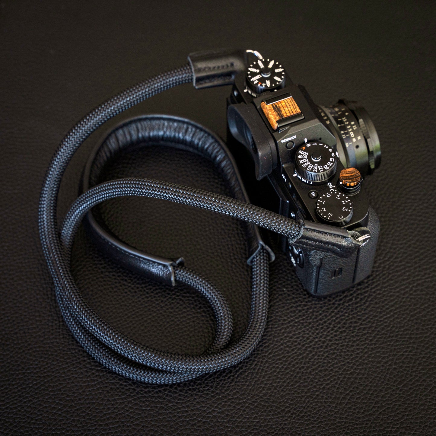 ロープカメラストラップ ハンドメイド ブラック 9mm レザーショルダーパッド CSCL
