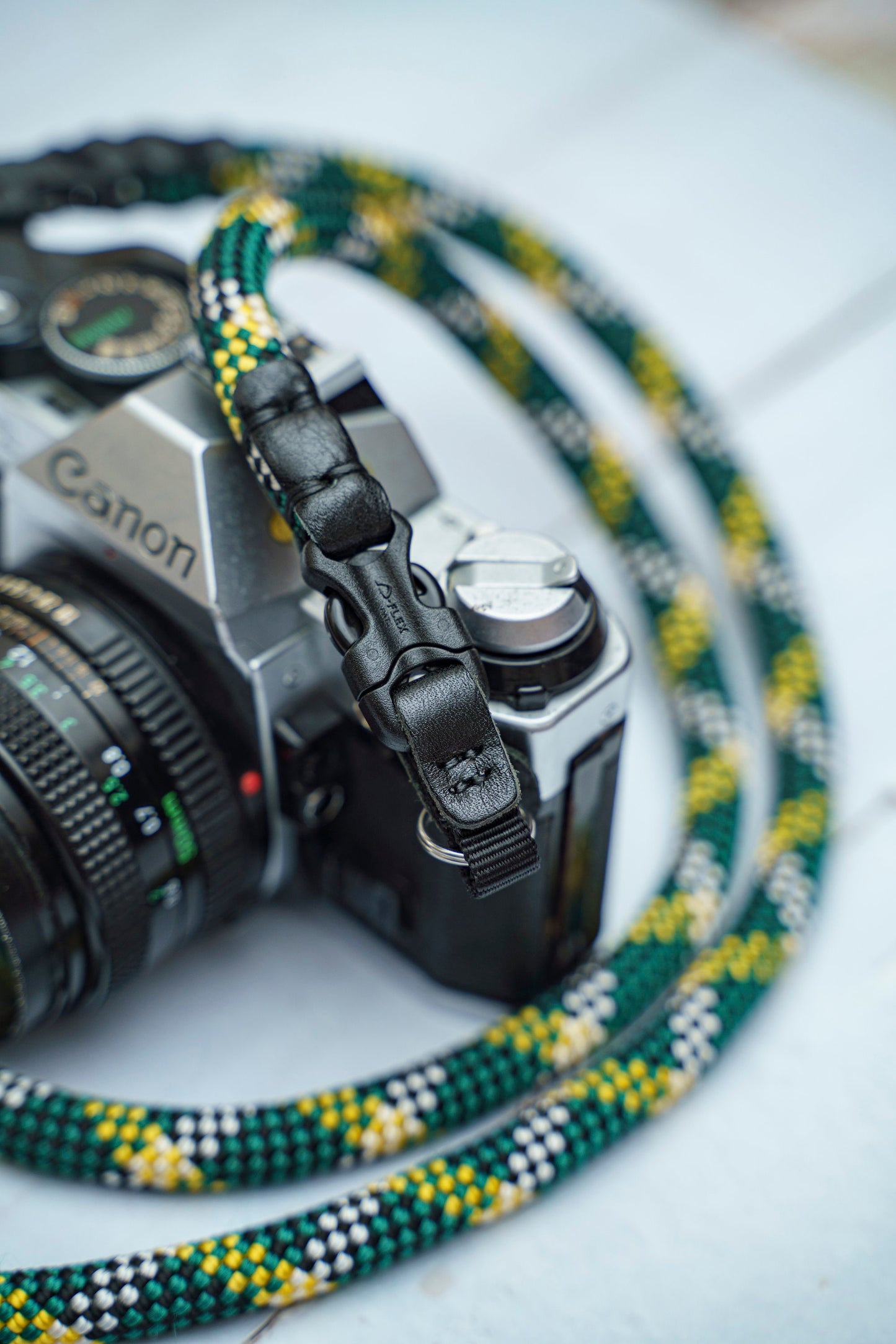 ハンドメイド グリーン カモ クイック リリース バックル ロープ カメラ ストラップ 10mm FCSC