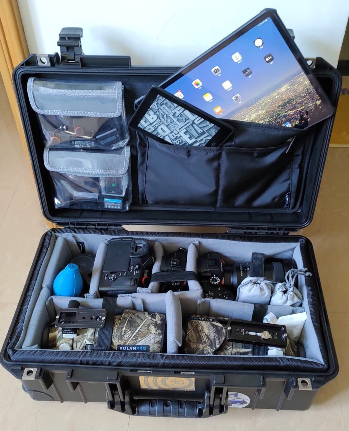 蓋付きオーガナイザー 13インチ 14インチ ノートパソコン用 Peli Pelican1510 1535 Nanuk935 5800 LID1519B に適合