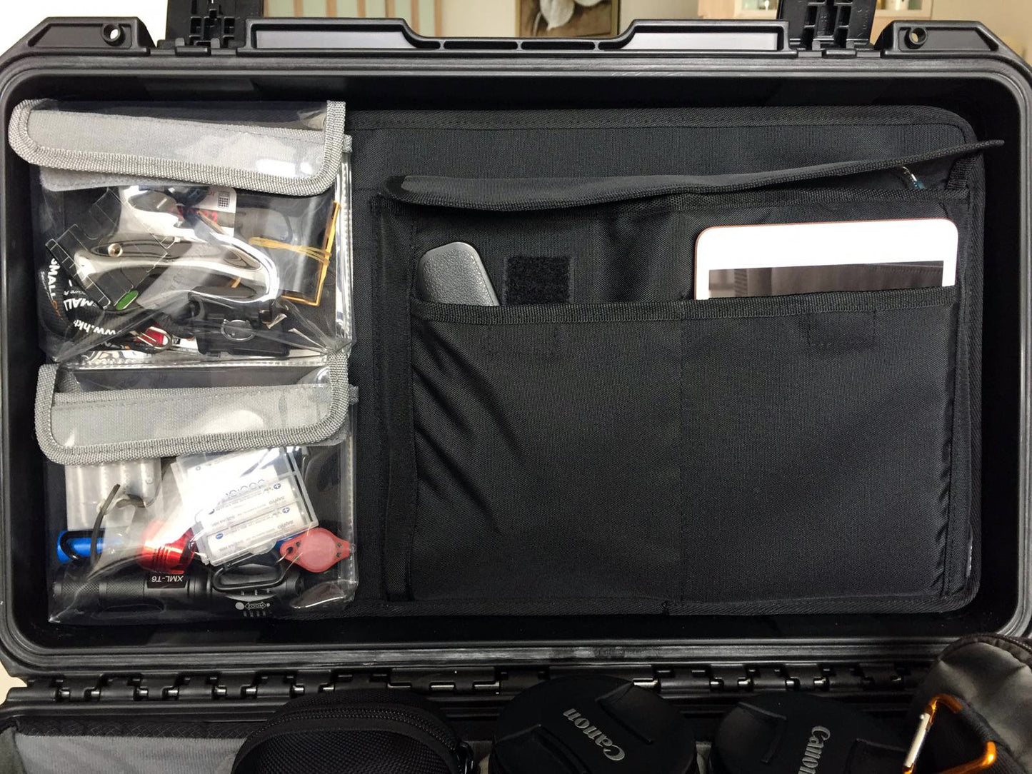 蓋付きオーガナイザー 13インチ 14インチ ノートパソコン用 Peli Pelican1510 1535 Nanuk935 5800 LID1519B に適合