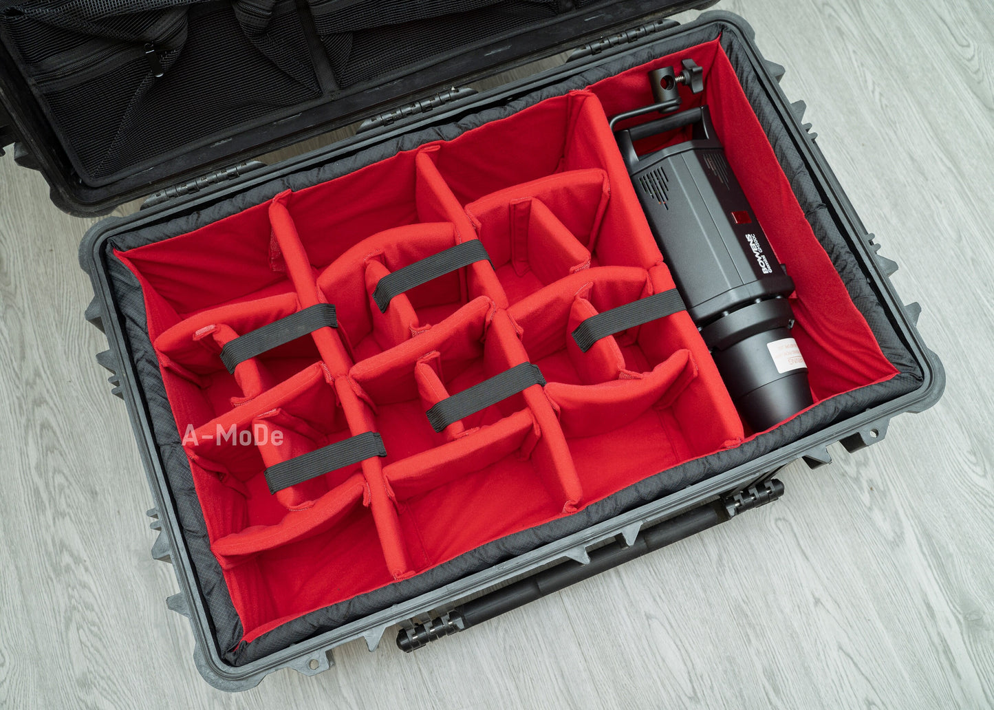 パッド入り仕切りセットはPelican1650 peli1650ケースに適合します