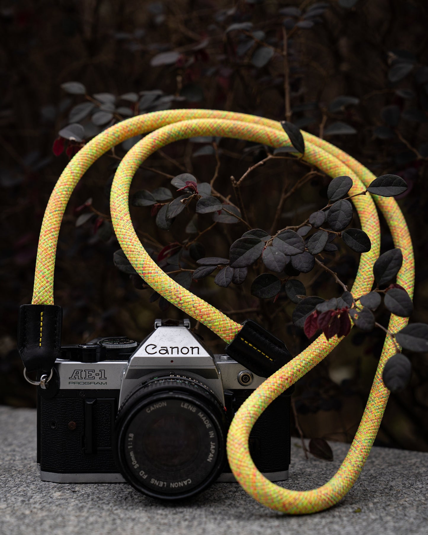 ロープ カメラストラップ ハンドメイド フラワー イエロー レッド 10mm CSC-FYER