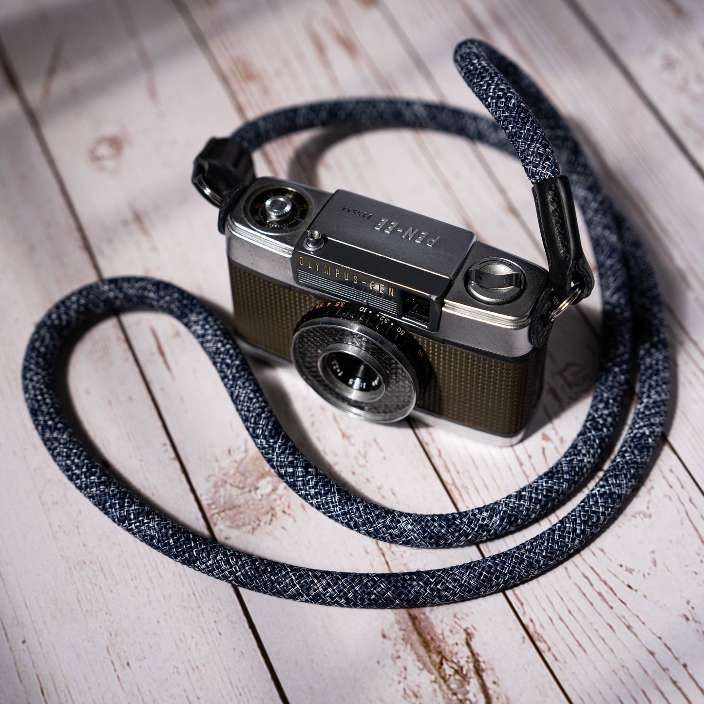 ロープ カメラストラップ ハンドメイド フラワー ブルー ホワイト 10mm CSC-FBUW
